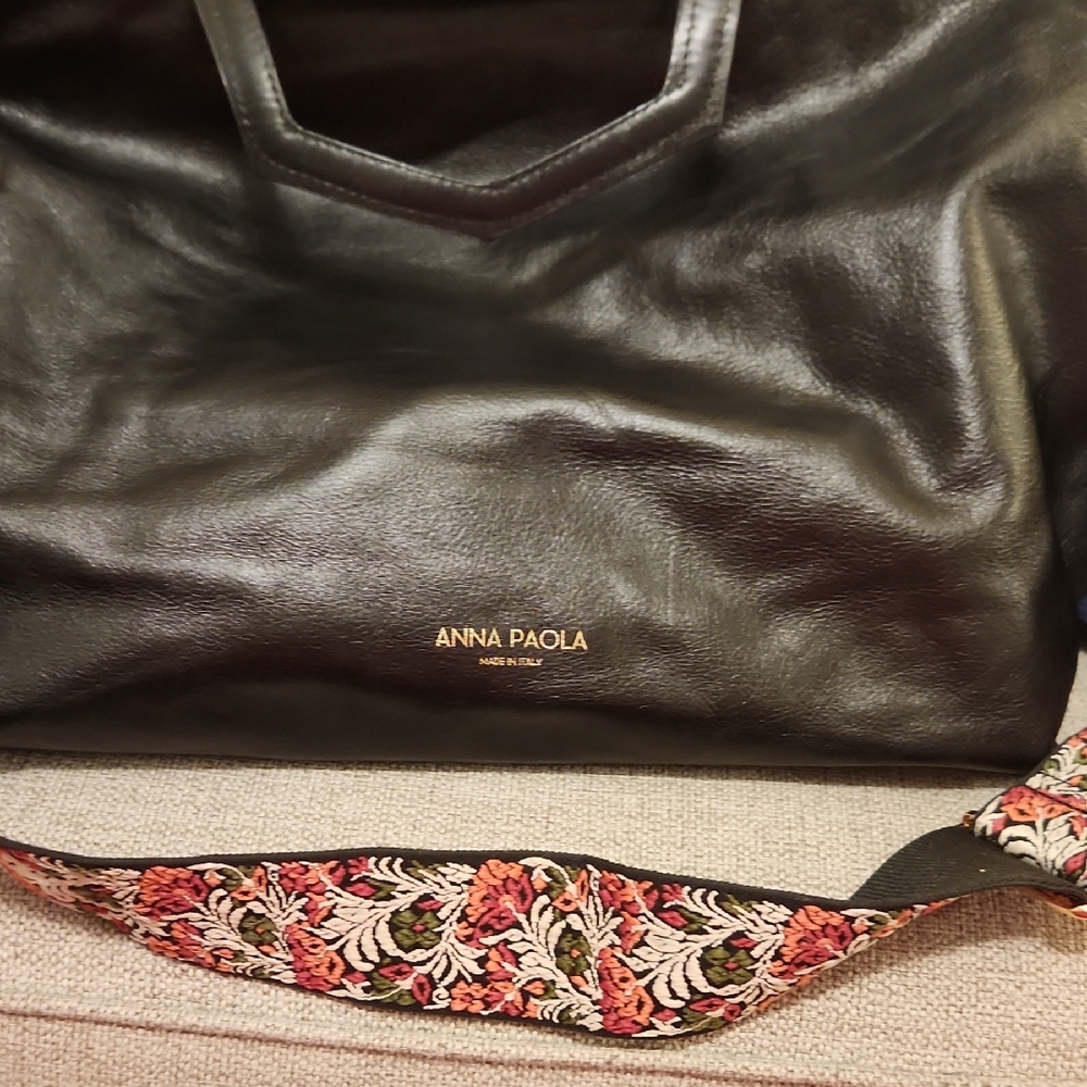 Anna Paola Black Leather Women's Bag